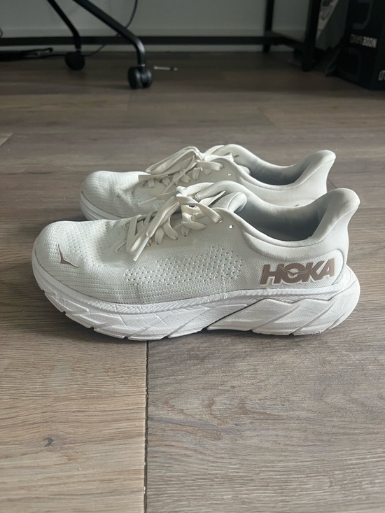 Hoka Shoes - Hoka Ahari 7 Cream/White Plush Cushioned Running Shoes